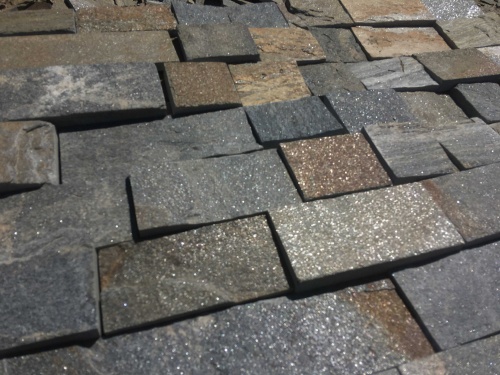 Плитка пилёная златолит Уральский для цоколя, отмостки купить в Республике Татарстан