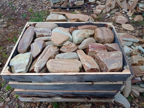 Златолит жёлтый, жёлто-зелёный глыбки и валуны для ланшафтного дизайна купить в Республике Татарстан